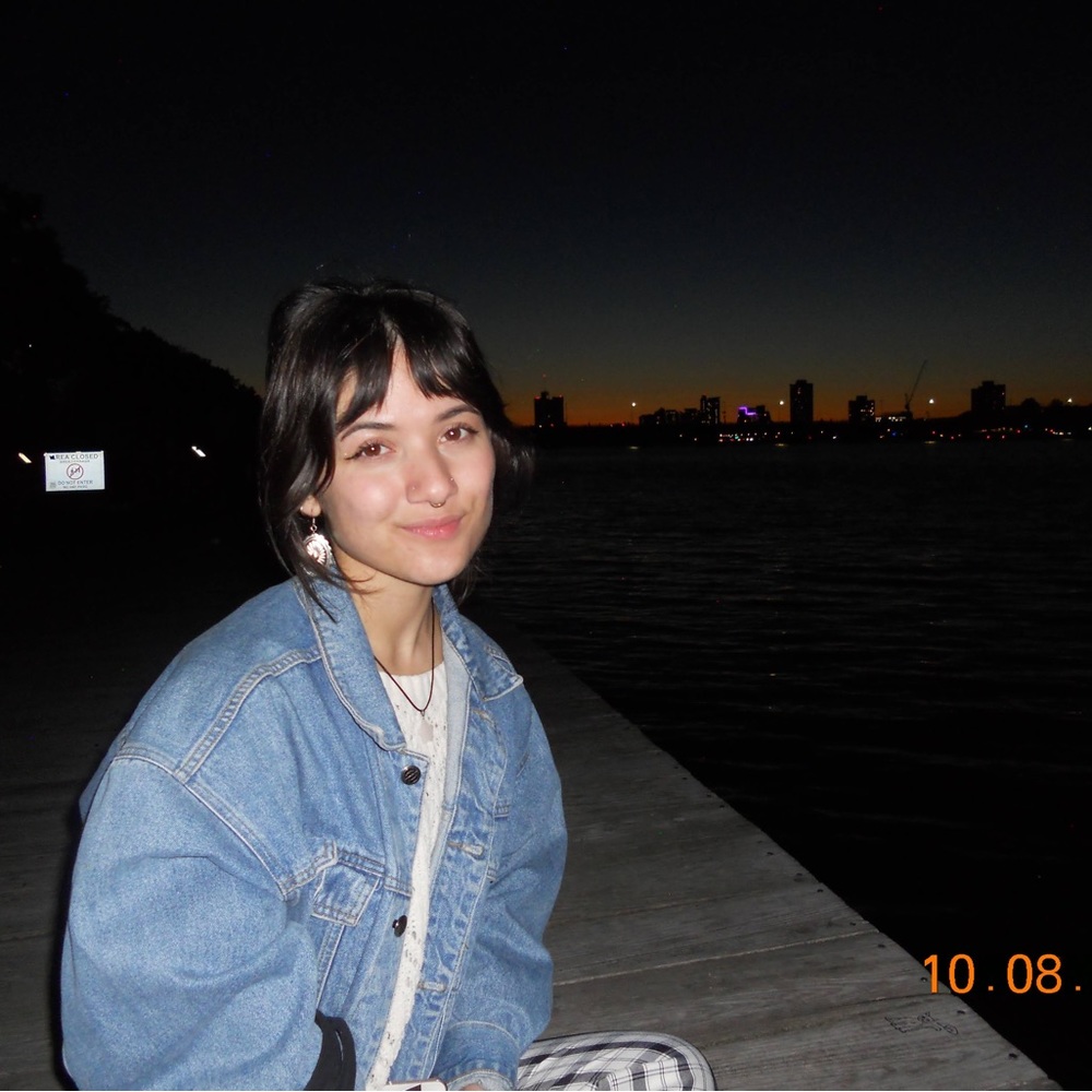 • MEET THE POSHER •